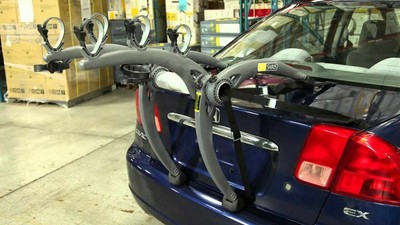 saris bones 3 bike rack car compatibility